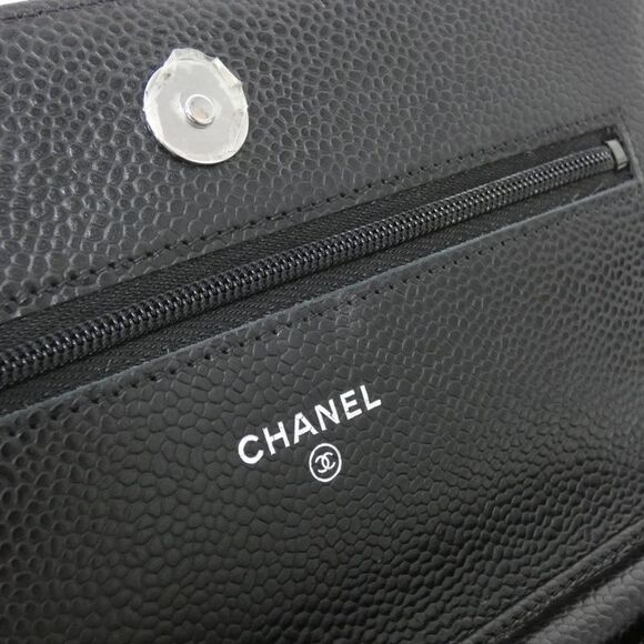 Chanel Timeless Classic Line Caviar Skin Chain Wallet